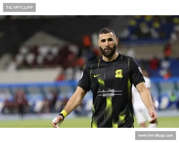 本泽马荣膺沙特联赛上赛季最佳球员展现超级表现引发热议