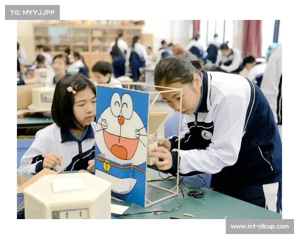 荔湾区乐贤坊小学建校史与李泰裕成绩成德育教育案例探索