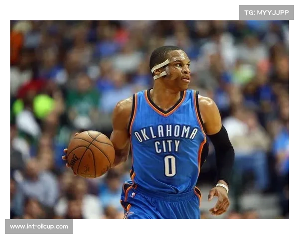 吉莱斯皮后场紧逼波杰姆斯基，太阳防守策略消耗控卫体能